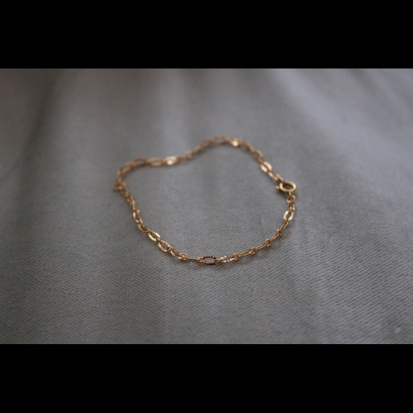 Gold plated round link chain bracelet - Picture 2 of 2